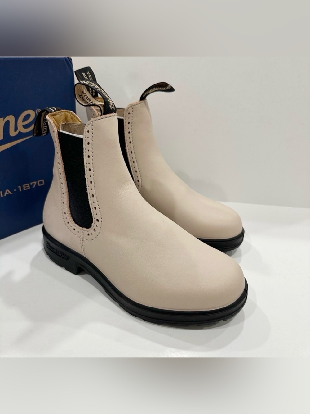 Blundstone 2156 Women’s Chelsea Ankle Boots - Pearl white